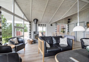 Awesome home in Rømø with kitchen
