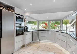 Awesome home in Strøby with WiFi