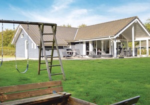Awesome home in Toftlund with sauna