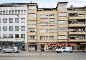Basic Apartment in vibrant residential part of ZH!