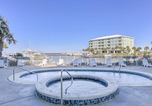 Bay View Condo w/ Balcony, Laundry, AC, WiFi & Shared Pools/Hot Tubs/Sauna