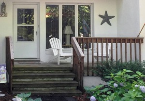 Bayberry Woods Home Near the Beach w/Shared Pool, Private W/D, Free WiFi