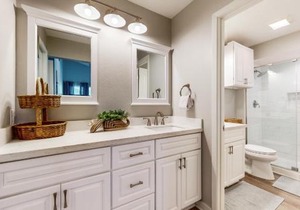 Bayhouse condos 2410