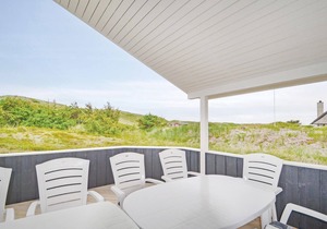 Beach front home in Hvide Sande with sauna