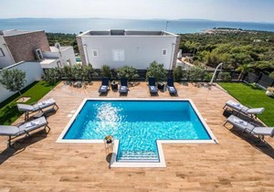 Beach Front Home In Novalja