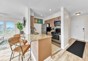 Beach Service Included-Pet-friendly, Walk to Beach! Sandpiper Cove 1025!
