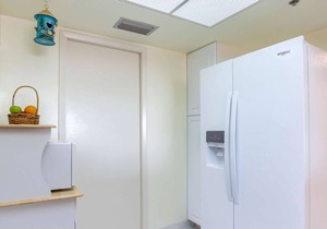 Beachfront Beauty with Private Balcony, Pool, Tennis, Hot Tub, FREE Activities! ~ 210 Reef Club