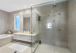 Beachfront by the CC - Family friendly, plunge pool, steps to the beach