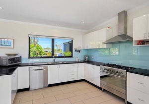 Beachfront Haven On Collingwood Beach