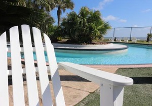 Beachfront Laid Back and Luxurious Diamond Beach Condo - Amazing Pools Amenities