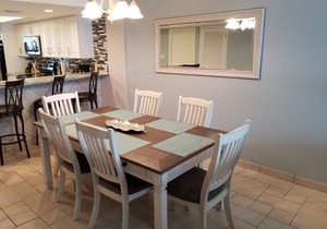 BEACHFRONT PENTHOUSE CONDO w/Vaulted Ceilings SUNTIDE II 506. Amazing GULF VIEW