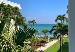 Beachside Unit 33 - Key Colony