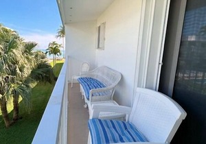 Beachside Unit 33 - Key Colony