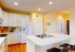 Bear Trap Dunes townhouse w/fireplace, basketball court, tennis court, WiFi