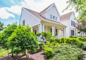 Bear Trap Dunes townhouse w/gym, pool, free WiFi, and golf on-site