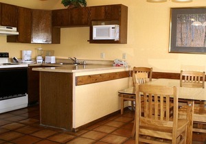 Beautiful 1 bedroom unit at resort, sleeps 4