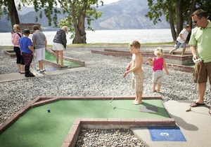 Beautiful 2 bedroom unit at resort, sleeps 8