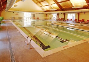 Beautiful 3 bedroom unit at resort, sleeps 8