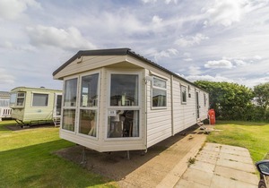 Beautiful 6 berth caravan for hire at Skipsea Sands Holiday Park ref 41013NF