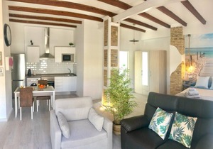 BEAUTIFUL AND BRIGHT PENTHOUSE WITH TERRACE near the Center