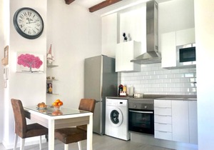 BEAUTIFUL AND BRIGHT PENTHOUSE WITH TERRACE near the Center