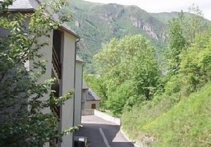Beautiful apartment T2 cabin Saint Lary village, calm and bright 4 to 6 people