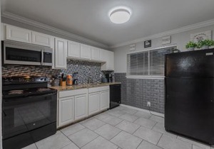 Beautiful Apartment at The Botanical Gardens #1