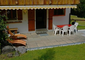 Beautiful apartment for 6 guests with WIFI, TV, balcony, pets allowed and parking