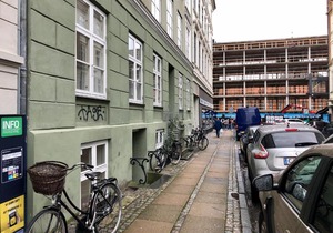 Beautiful apartment next to the Royal Palace