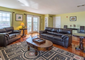 Beautiful Direct Ocean Front 2 bedroom w/ private balcony