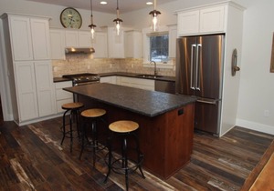 Beautiful Gull Lake Cottage at Quarterdeck Resort