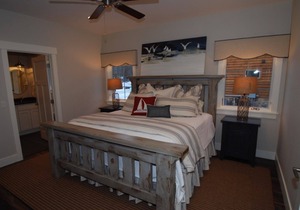 Beautiful Gull Lake Cottage at Quarterdeck Resort