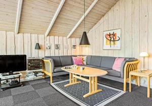 Beautiful Home In Bogense With Kitchen