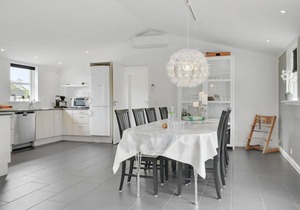 Beautiful home in Bogø By with WiFi