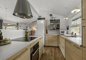 Beautiful home in Ebeltoft with sauna