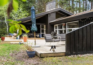 Beautiful home in Ebeltoft with sauna