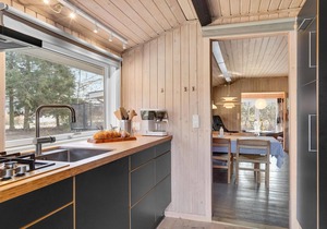 Beautiful home in Ebeltoft with kitchen