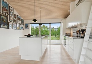 Beautiful home in Fjerritslev with WiFi