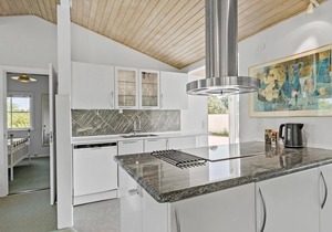 Beautiful home in Græsted with kitchen
