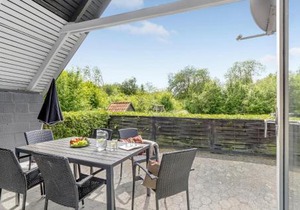 Beautiful Home In Herning With Kitchen