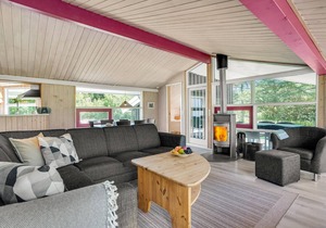 Beautiful home in Jerup with kitchen