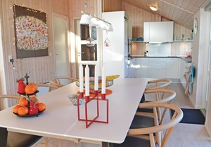 Beautiful home in Oksbøl with sauna