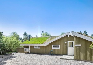 Beautiful home in Rømø with kitchen