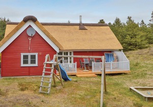 Beautiful home in Rømø with sauna