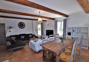 Beautiful home in Saignon with Outdoor swimming pool and 4 Bedrooms