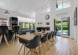 Beautiful home in Væggerløse with sauna
