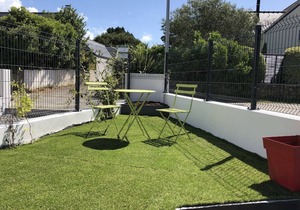 Beautiful house near town for six people