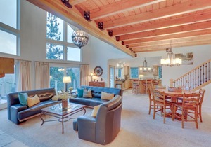 Beautiful Lake Arrowhead Cabin with EV Charger