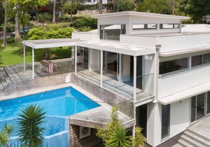 Beautiful peninsula of Avalon