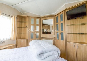 Beautiful, pet friendly caravan by the beach in Suffolk ref 40126ND